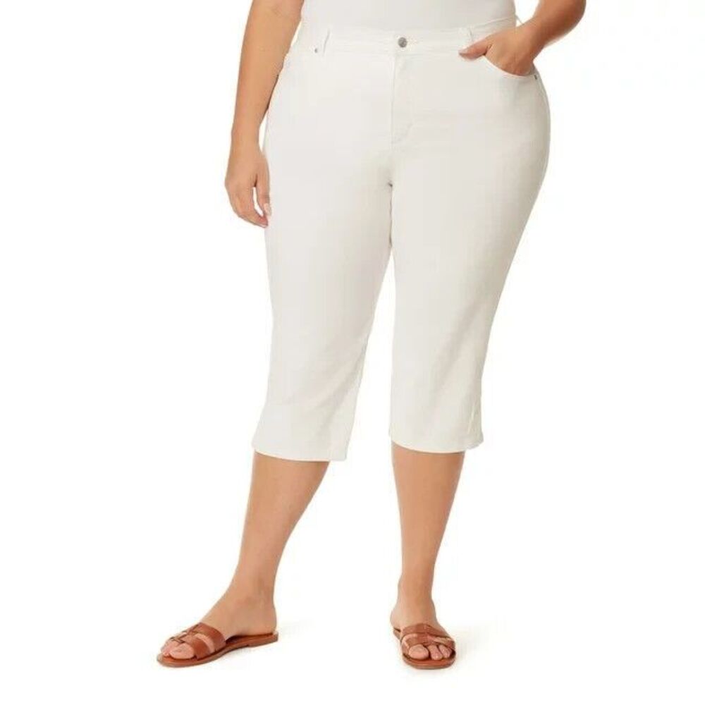 Gloria Vanderbilt Amanda Capri Jeans Womens 24W White Slimming Stretch NEW